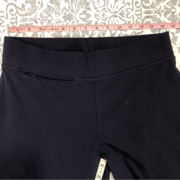 Lands End Navy Stretch Travel Pants - Picture 14 of 15